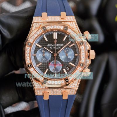 Replica AP Royal Oak Rose Gold Diamond Watch Black Chronograph Dial Blue Rubber 42MM